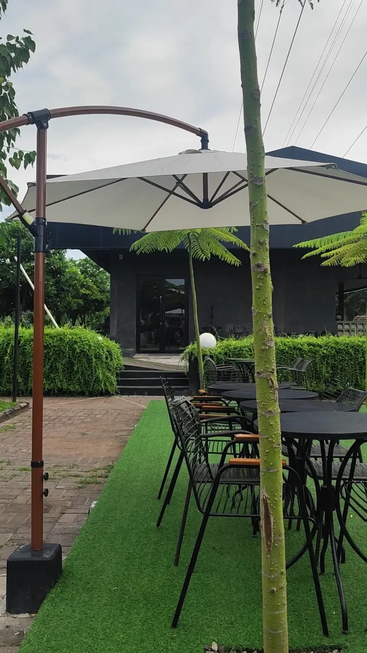 CW Coffee & Eatery - Pluit Culinary Park 2