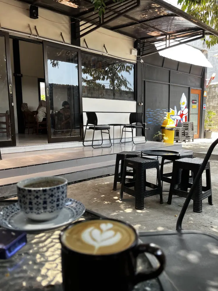 AMOR COFFEE KEDIRI 2