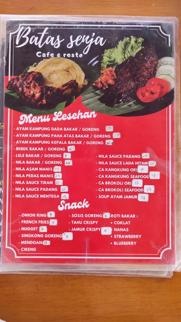 Batas Senja Cafe & Resto 10