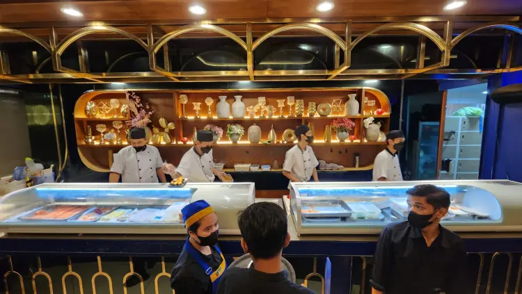 Secret Sushi by Okinawa Sushi 7