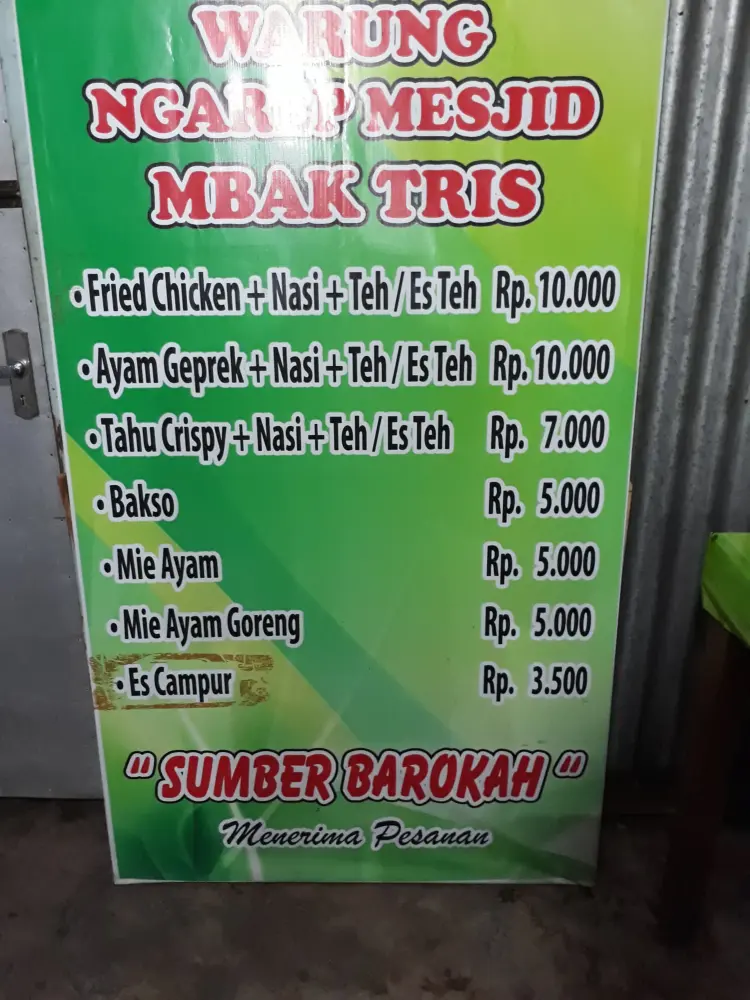 Warung Ngarep Mesjid Mbak Tris 6
