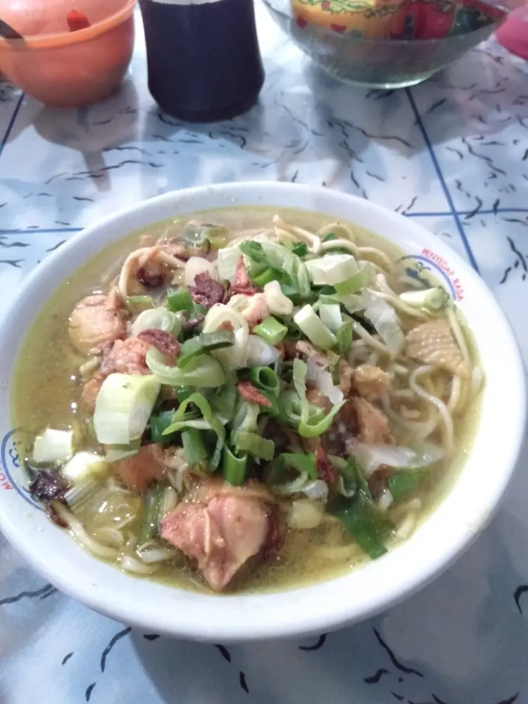 Warung Ngarep Mesjid Mbak Tris 3