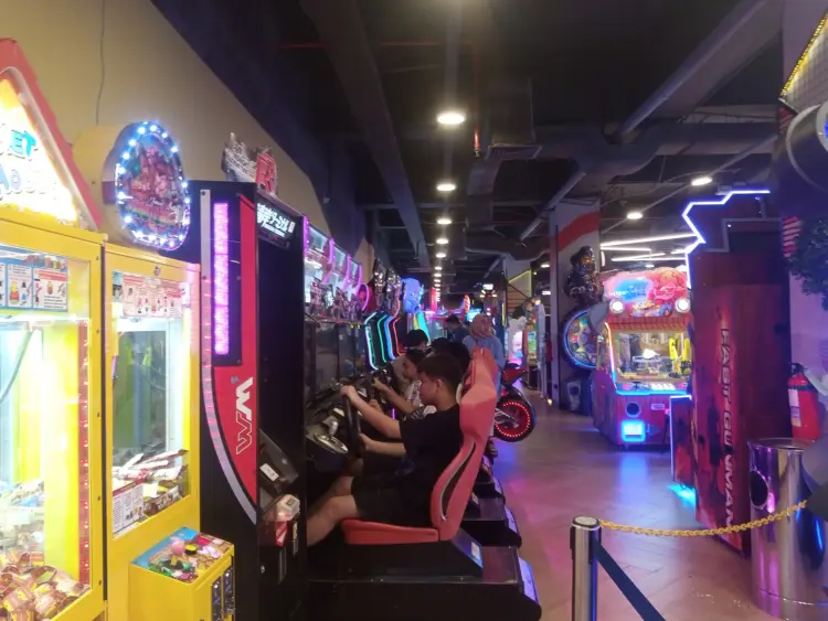 Timezone Mall Ratu Indah 3rd Floor 1