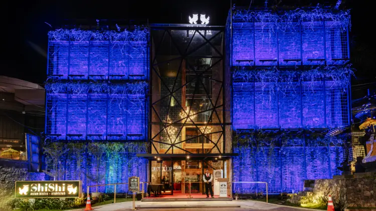 ShiShi Nightclub & Izakaya Lounge 1