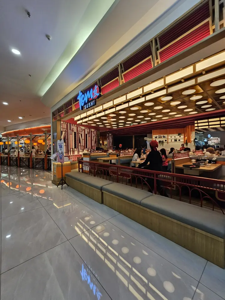Tom Sushi BG Junction (Member of Sushi Tei Group) 8