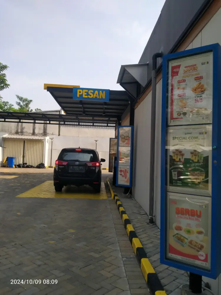 Indomaret Fresh Drive Thru Jalur Sutera 27D/03 1