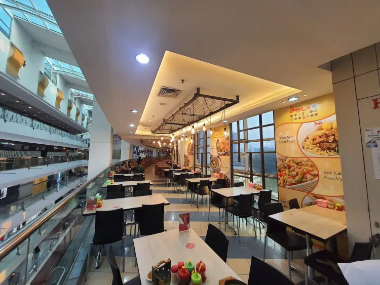 Bakmi Naga Resto - Plaza Atrium Senen 1