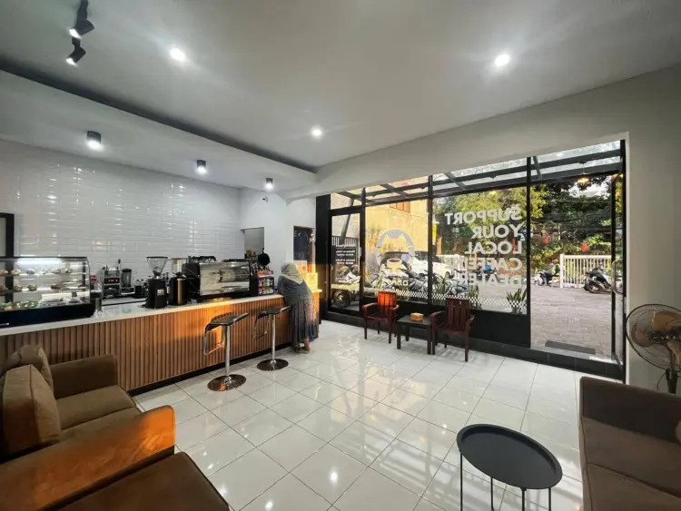 Loka Coffee and Space 1