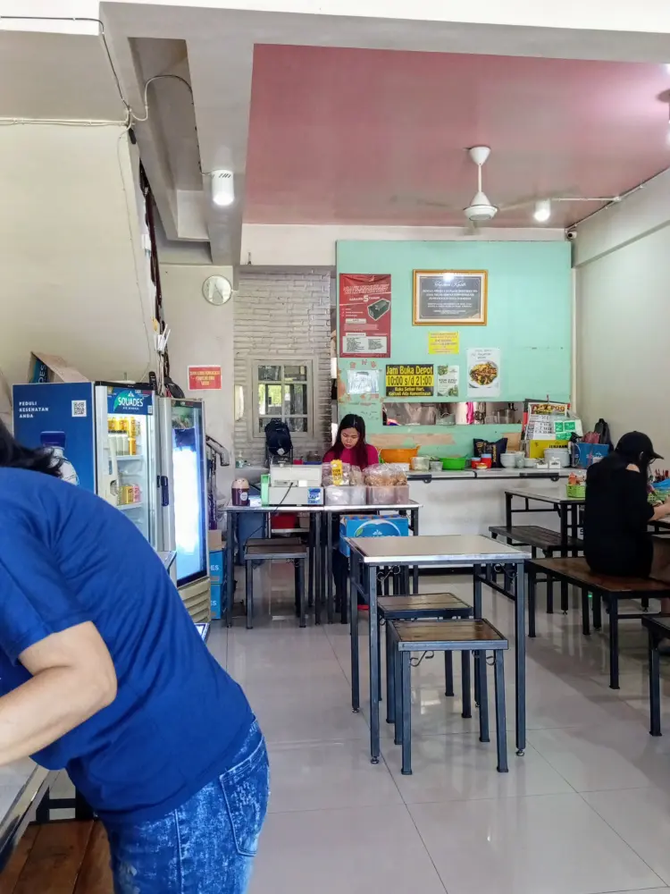 Depot Kwan Mie Keriting & Kwetiau Medan 5