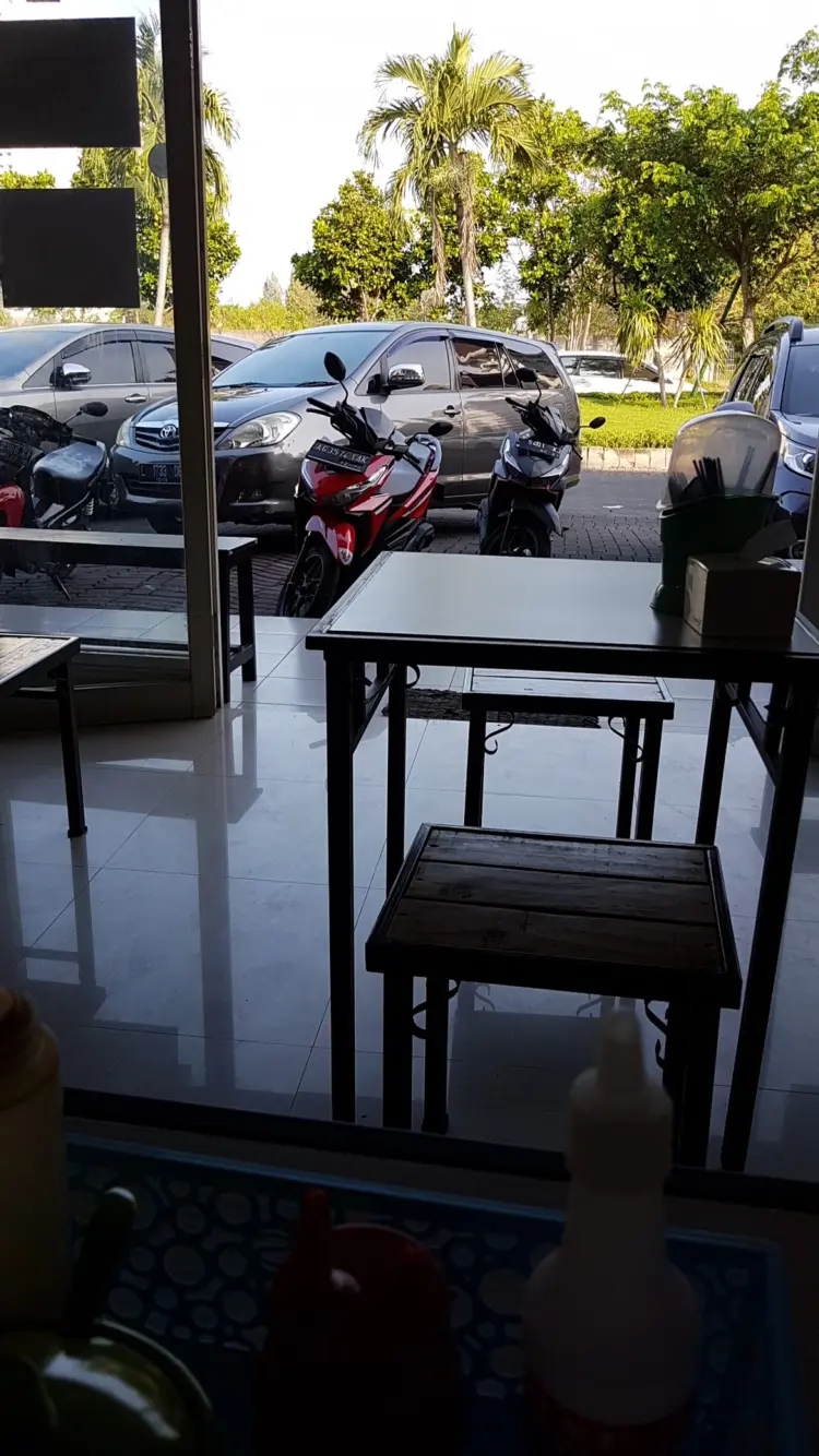 Depot Kwan Mie Keriting & Kwetiau Medan 4