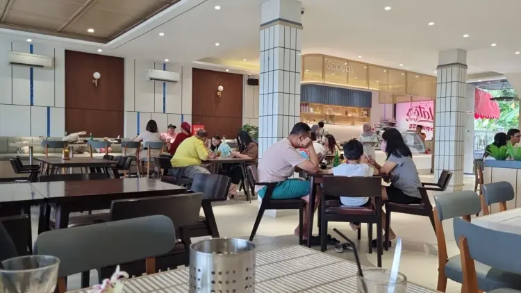 Scoops And My Story 3