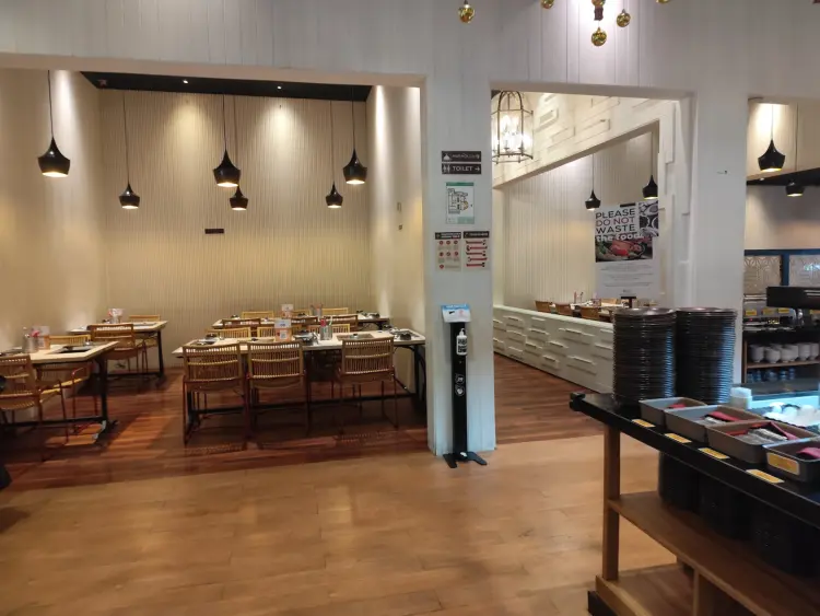 200k per person for unlimited meat in Bandung? I'd gladly queue for this restaurant!