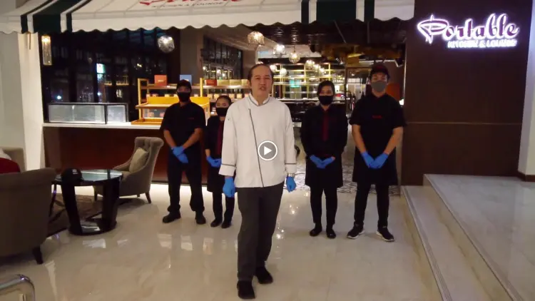 Portable Kitchen & Lounge 1