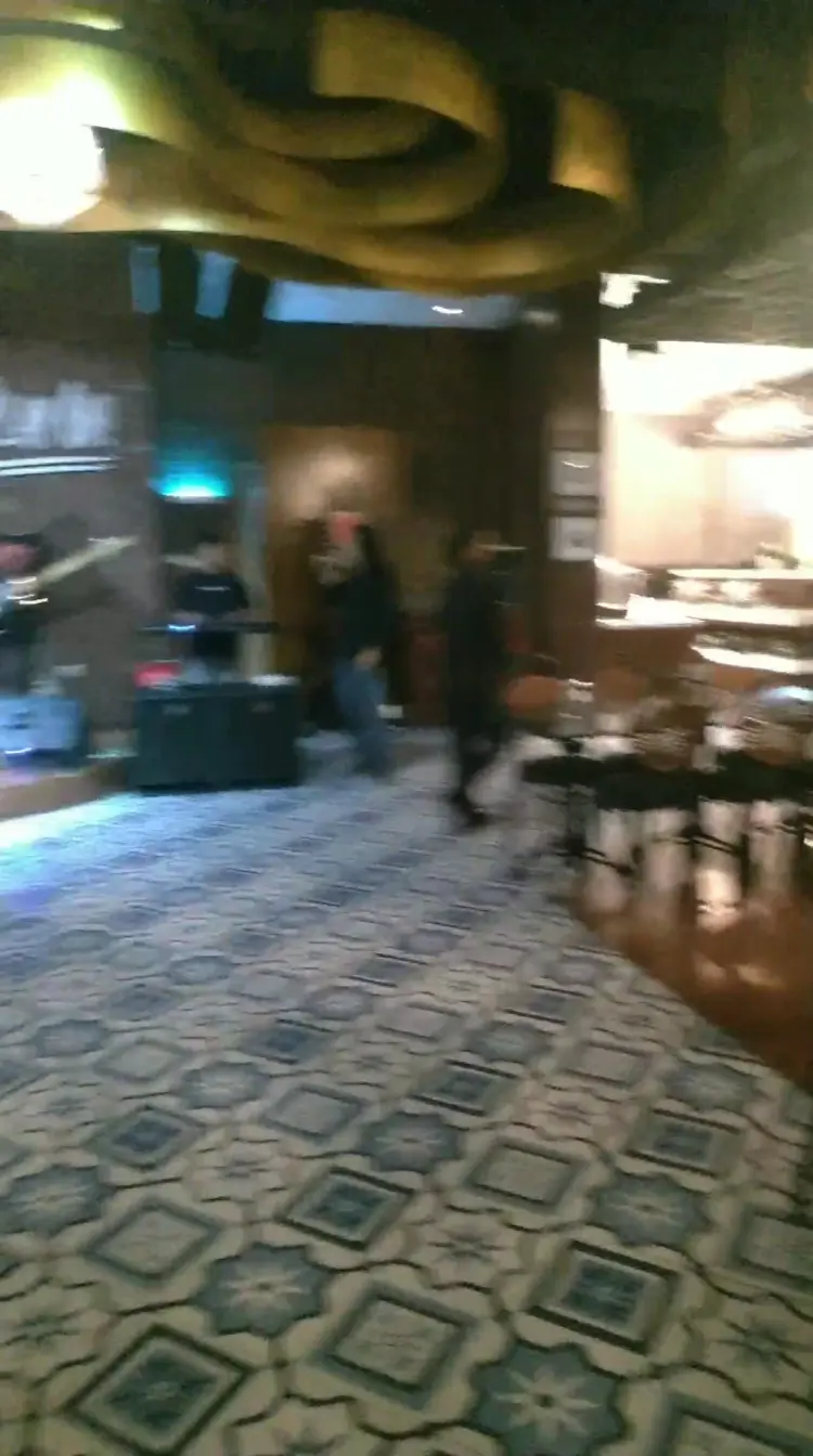 Portable Kitchen & Lounge 7