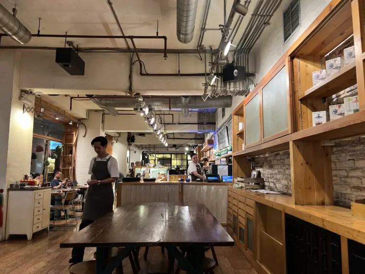 Monolog - Plaza Senayan 1