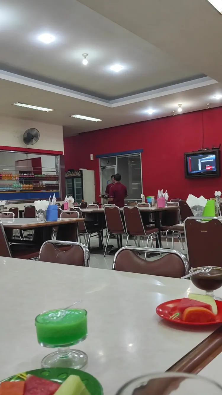 Rumah Makan Padang Sederhana 3