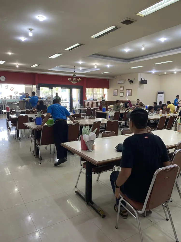 Rumah Makan Padang Sederhana 4