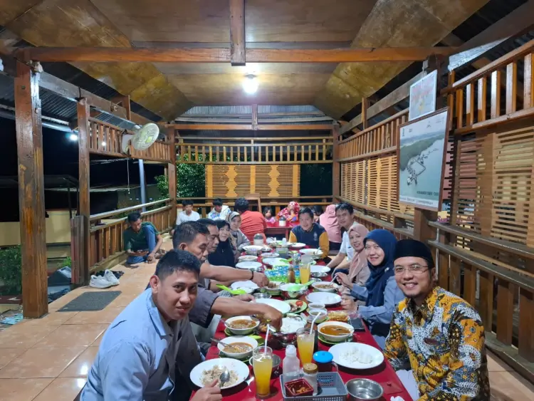 RM Lesehan Bukit Gojeng 1