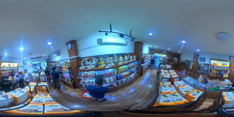 Lapis Kukus Pahlawan Genteng - Oleh oleh khas Surabaya 9