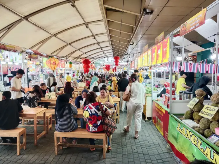 Pujasera Blok M Square 8