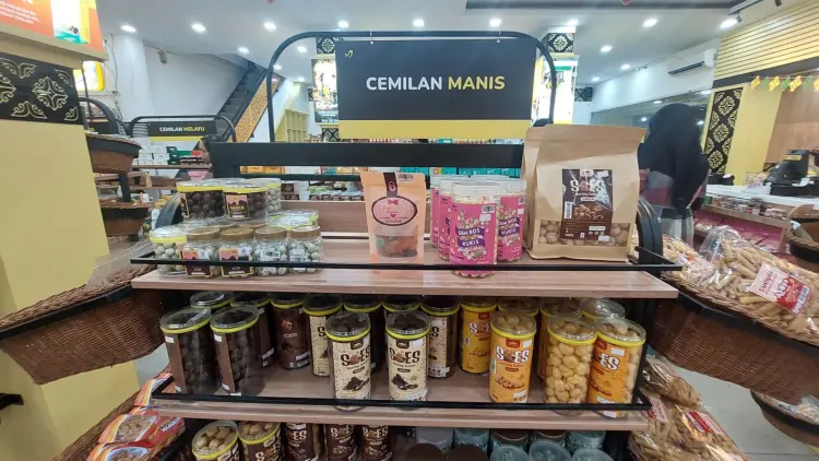 VIERA OLEH-OLEH (Pusat Oleh-oleh di Pekanbaru) 2