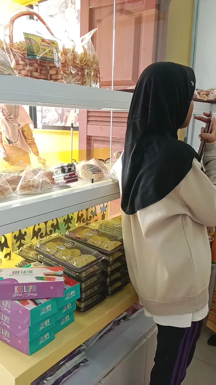 VIERA OLEH-OLEH (Pusat Oleh-oleh di Pekanbaru) 4