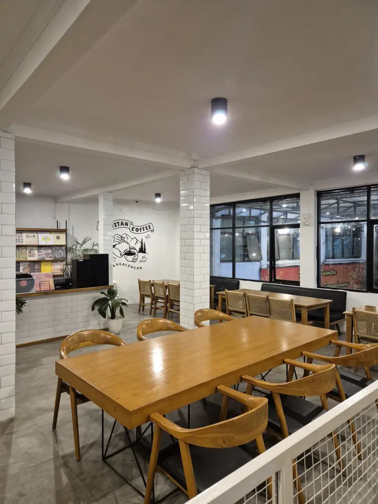 Kawitan Coffee & Eatery 7