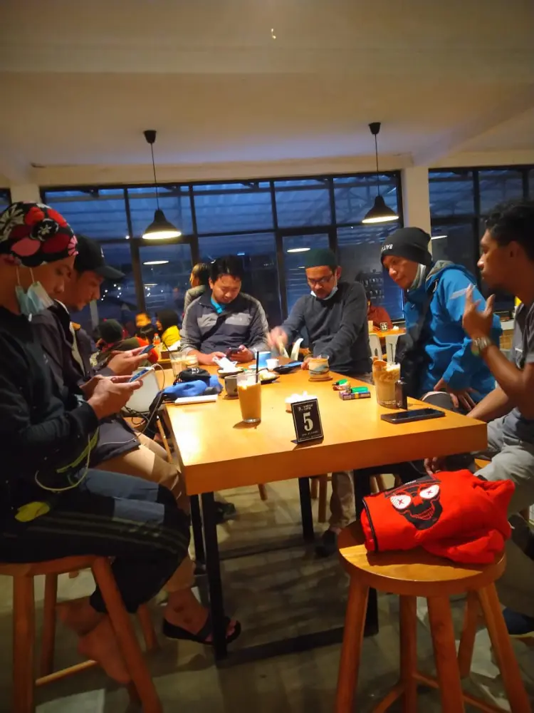 Kawitan Coffee & Eatery 2