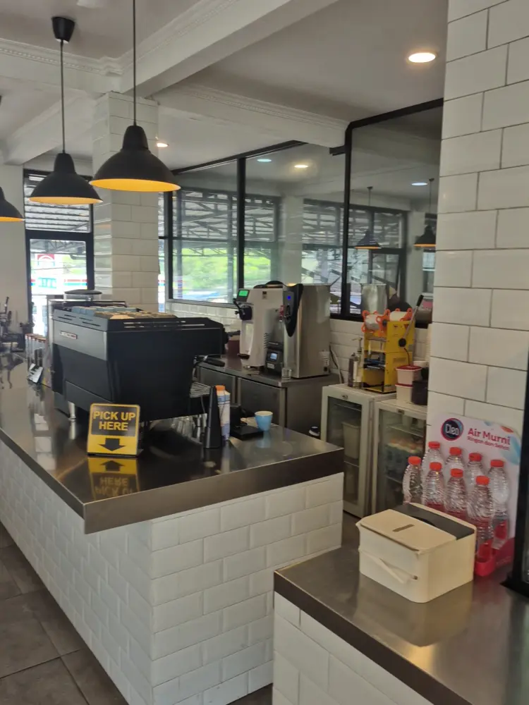 Kawitan Coffee & Eatery 4