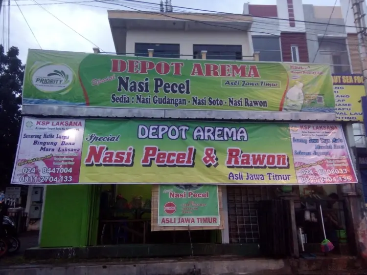 Depot Arema Nasi Rawon & Rujak Cingur 1