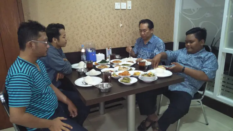 Sederhana Masakan Padang 8