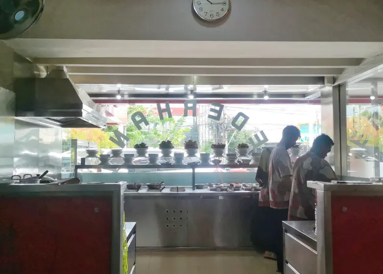 Sederhana Masakan Padang 6