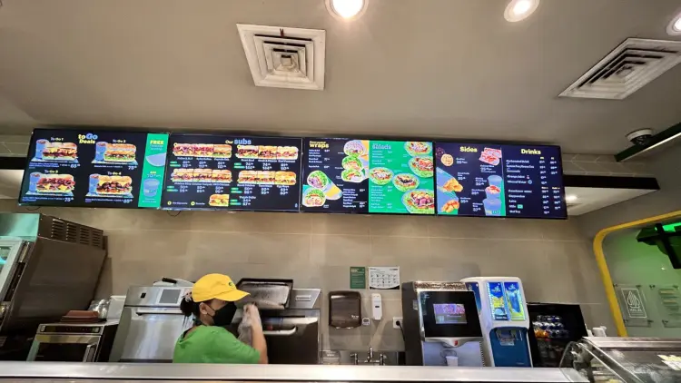 Subway - Terminal 2E 1