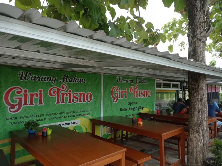 SOTO POJOK LAPANGAN TAMANAN 3