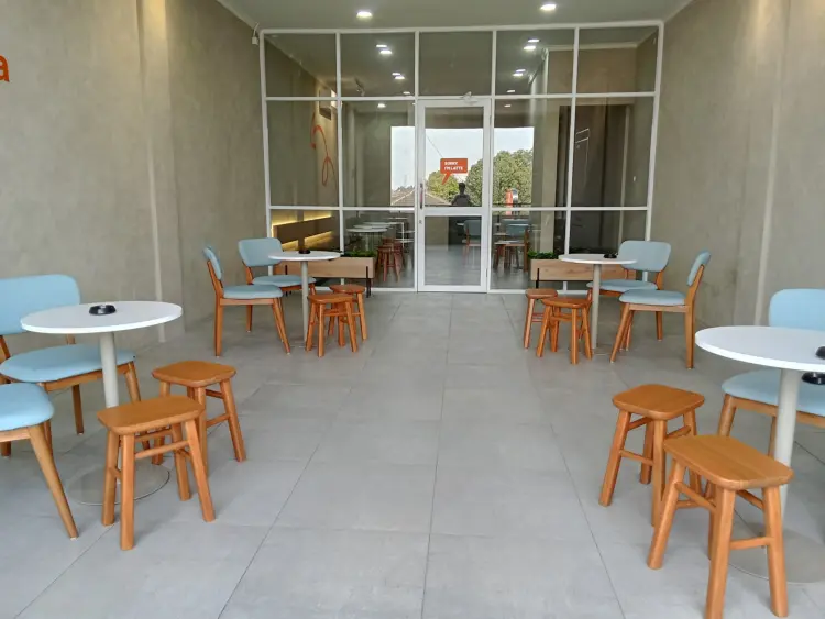 TOMORO COFFEE - Benda 6