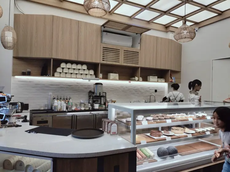 Kase Heritage Hobbit House 7