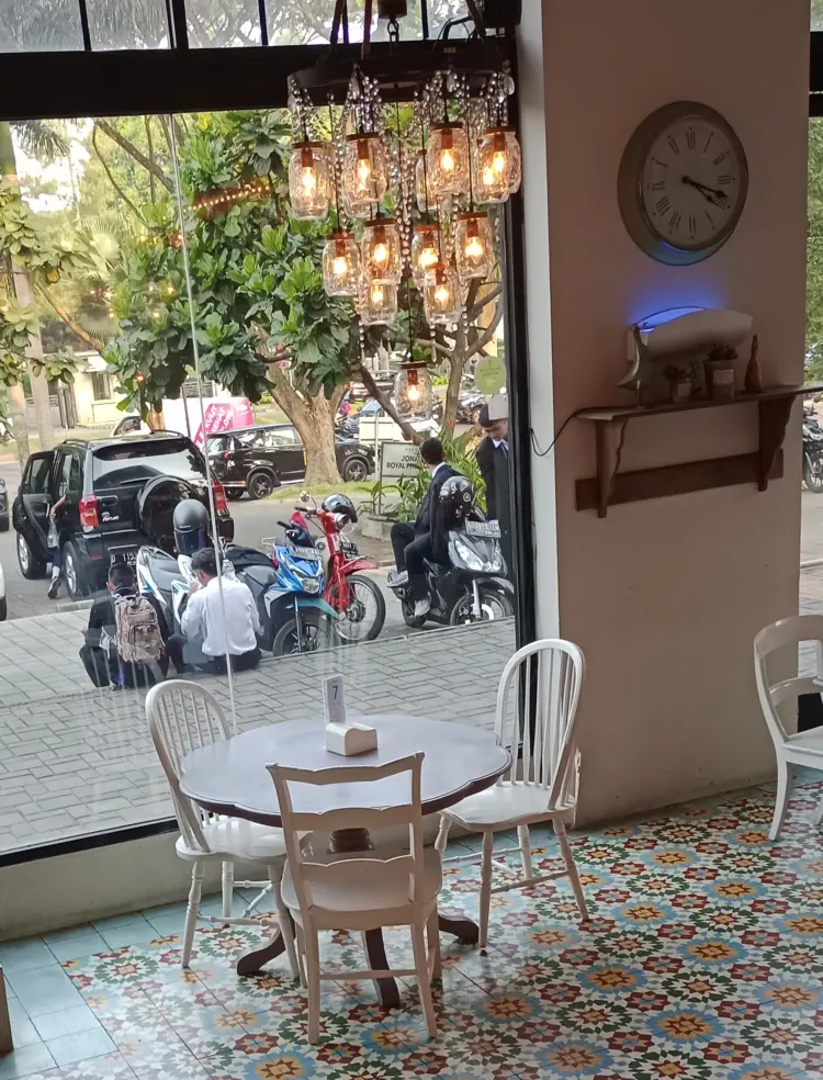 Giggle Box Kota Baru Parahyangan - Bandung 4