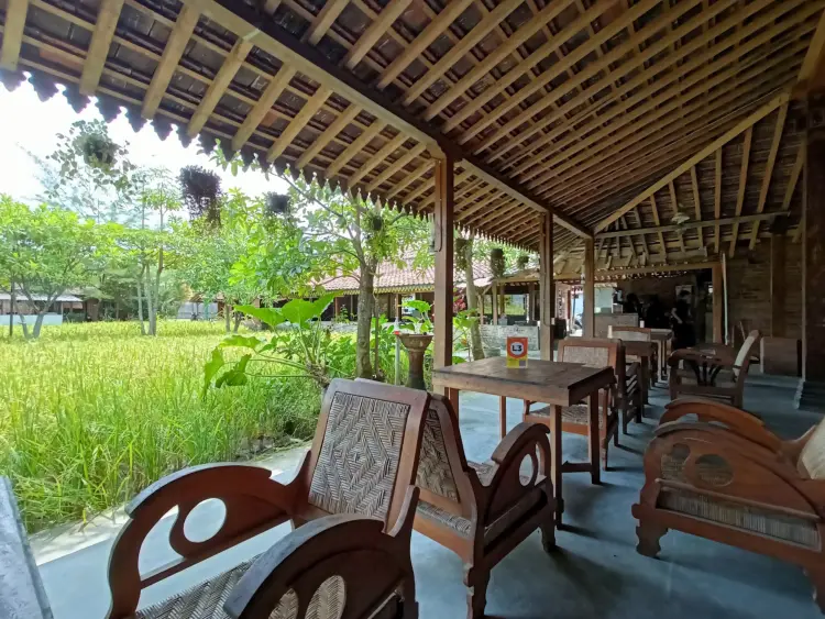 Gubuk Makan Iwak Kalen 1