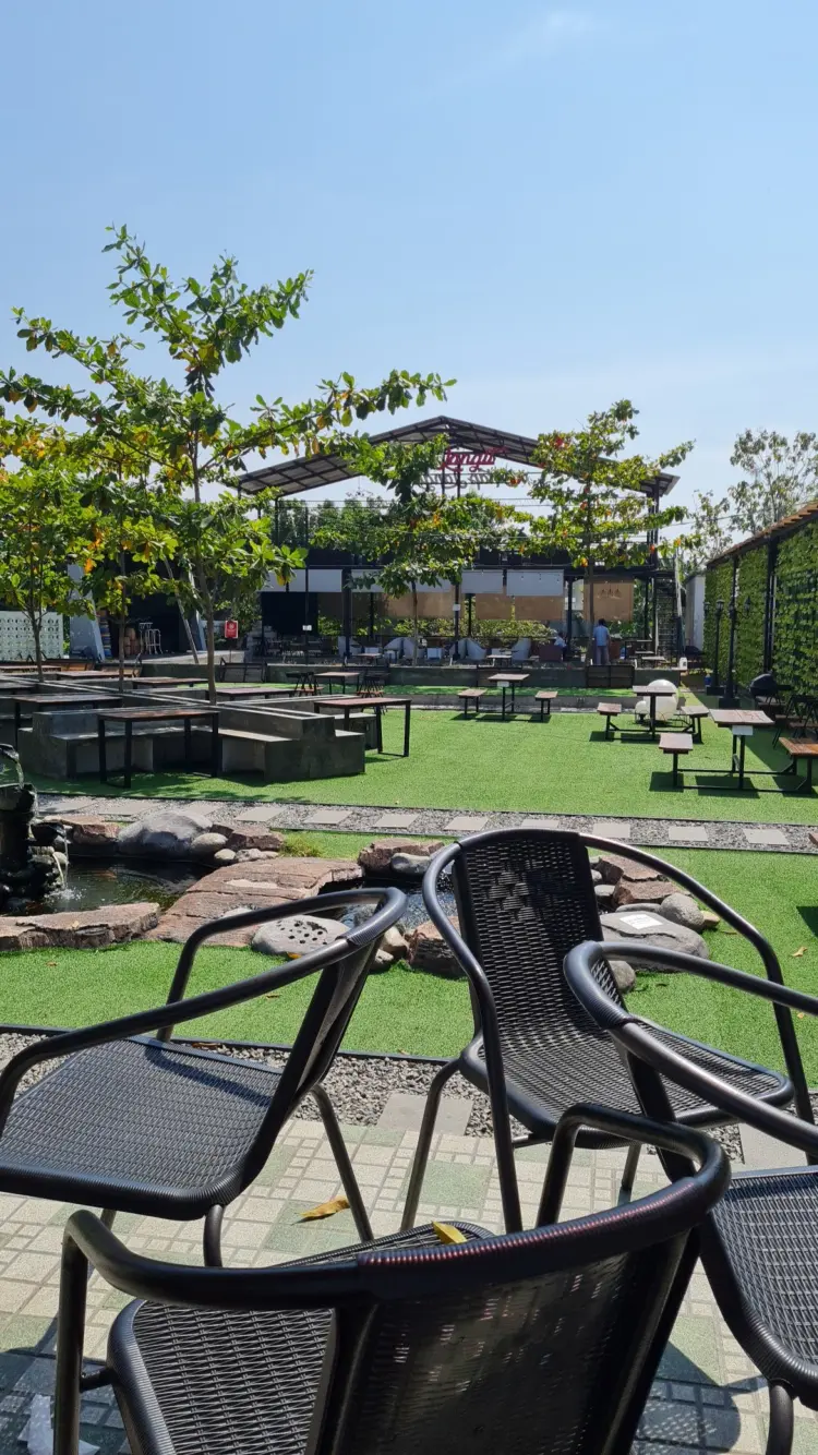 Atap Langit Cofee n Eatery 7