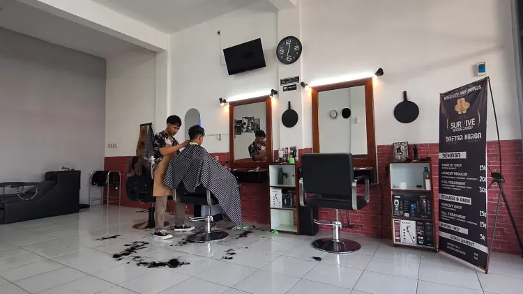 Survive Barbershop Kraksaan 1