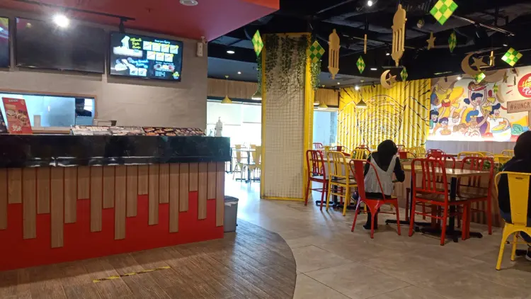 Hungry Pizza - Plaza Surabaya 2