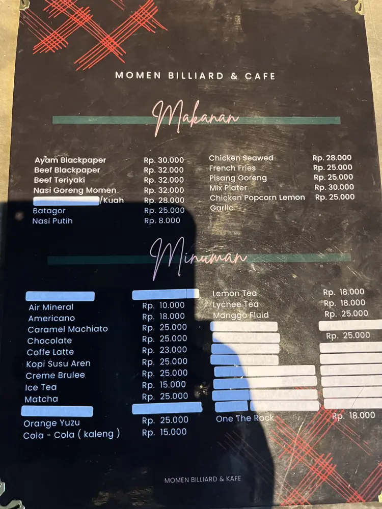 Momen Billiard & Cafe 3