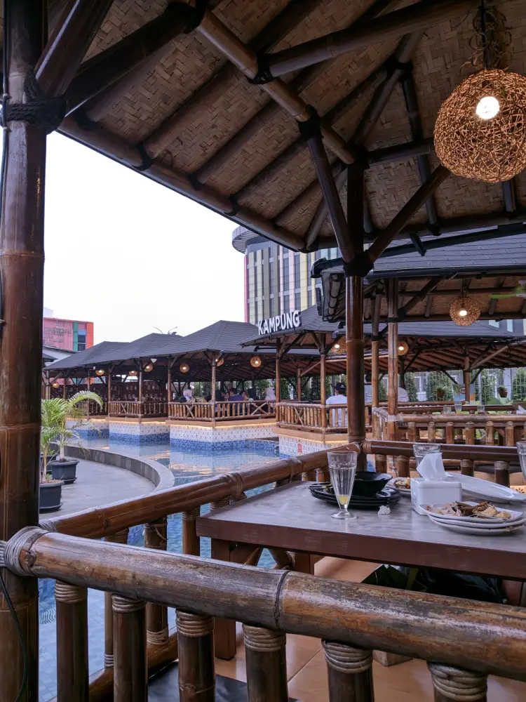 KAMPUNG KECIL VIVO MALL 6