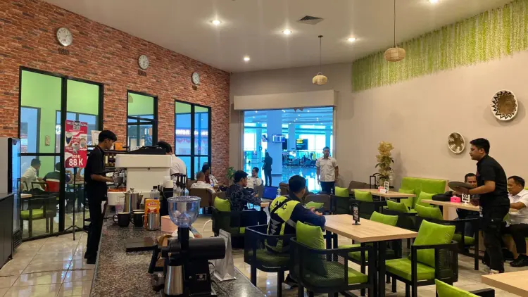 Masterpiece Bistro - Bandara Syamsudin Noor 1