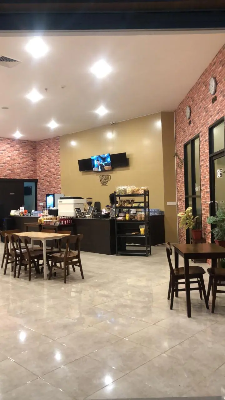 Makanan bandara itu jebakan? Tempat Mantap rating 4.9 ini bikin gue diem. 6