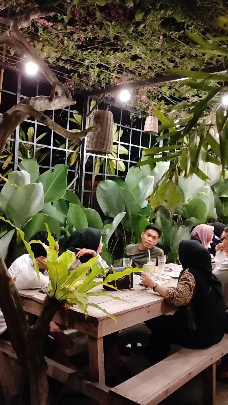 Rumah Coffee - BTN Manggis 7