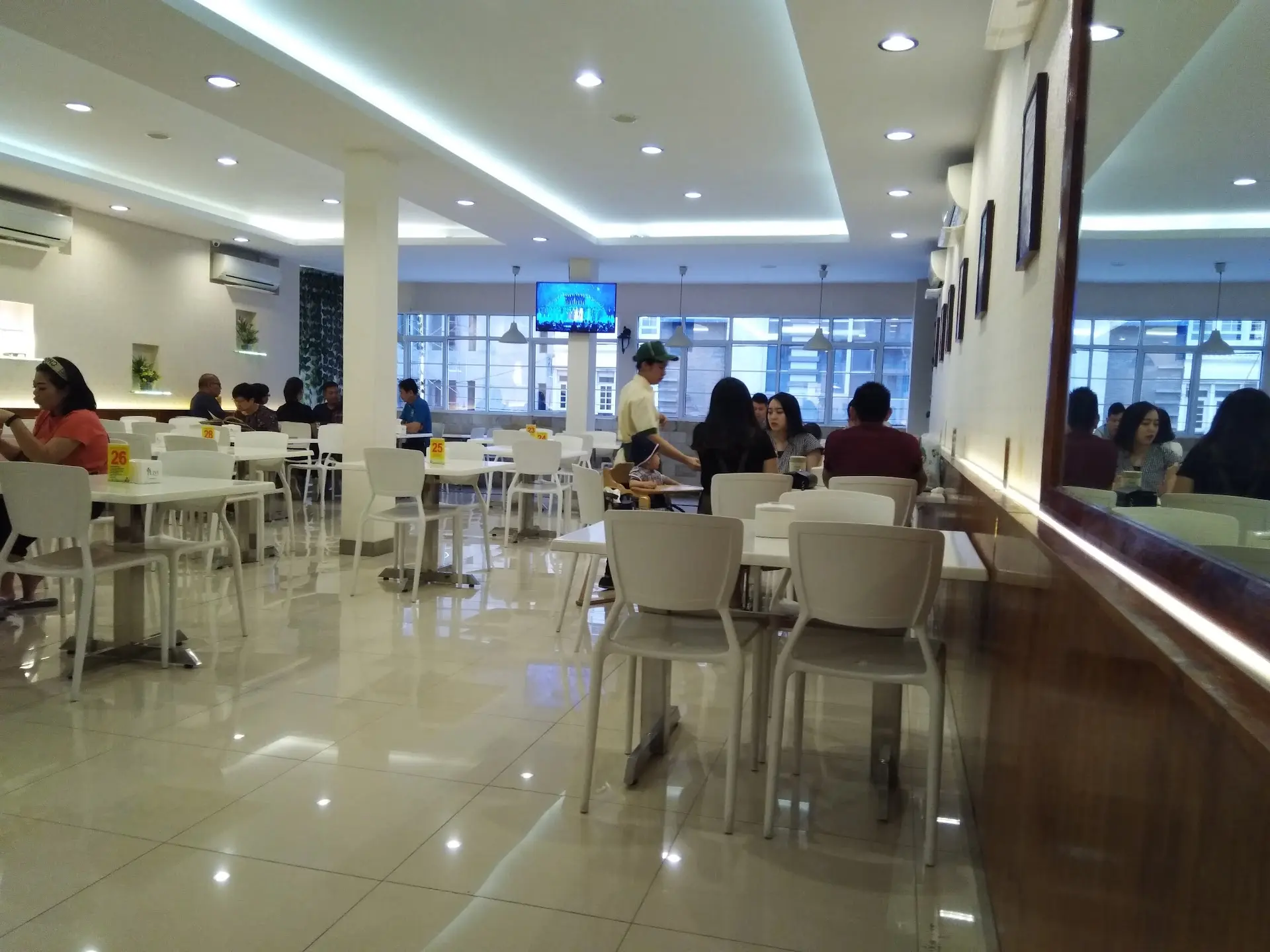 Vegetarian food that can shut up meat lovers? This Medan spot is Mantap 3