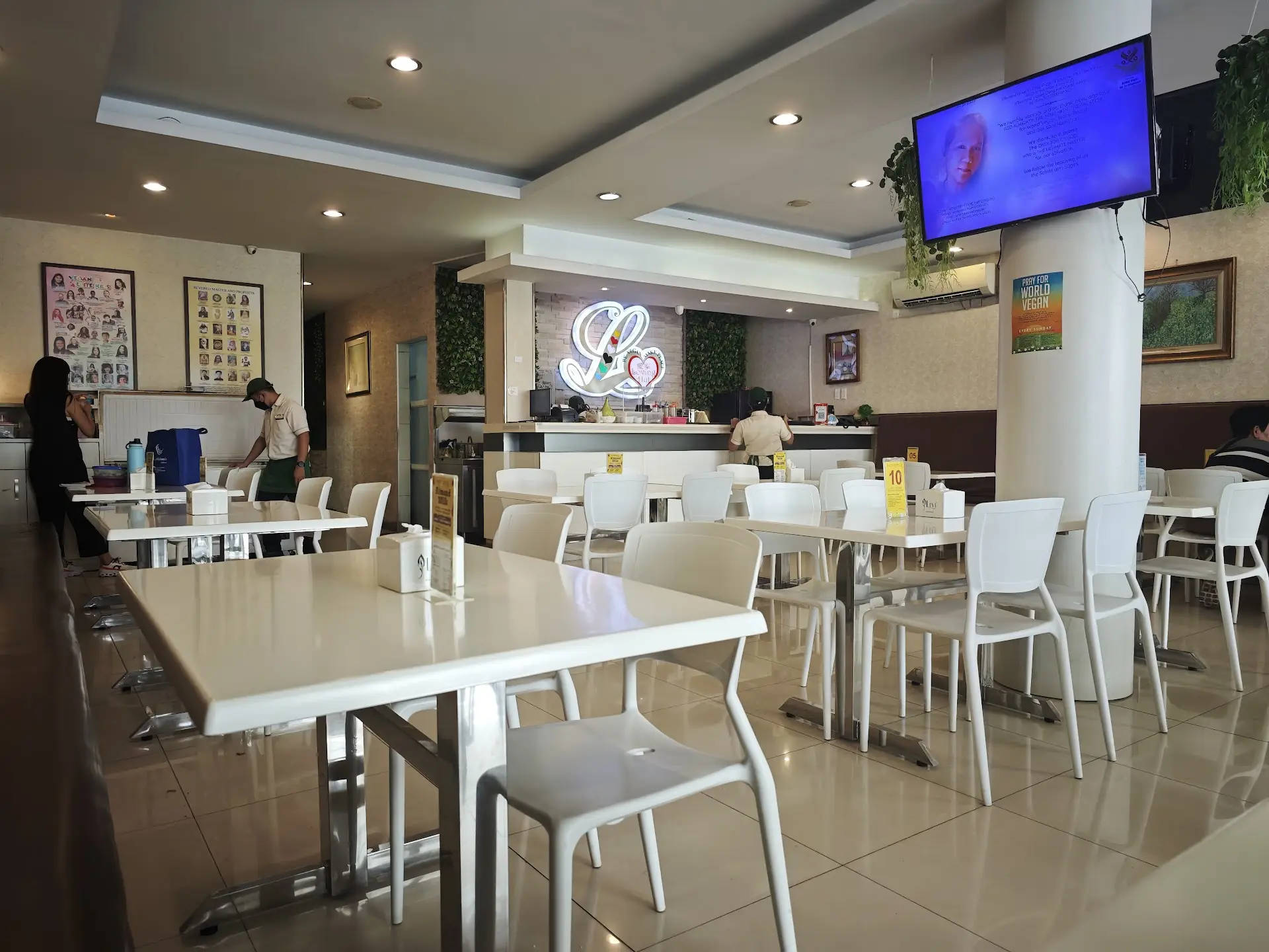 Vegetarian food that can shut up meat lovers? This Medan spot is Mantap 1