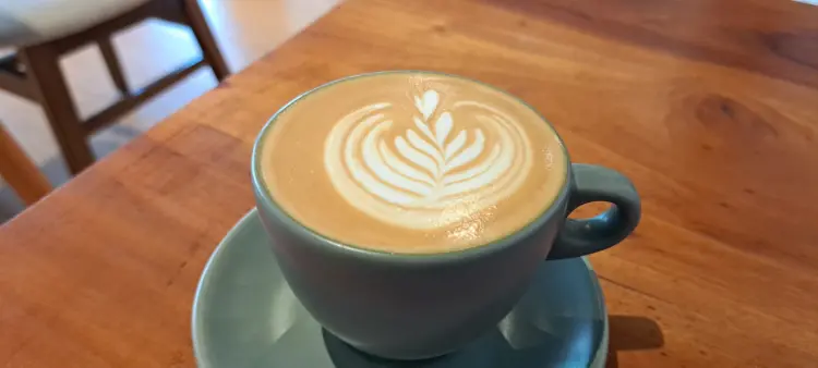 Naka Coffee and Dessert 4