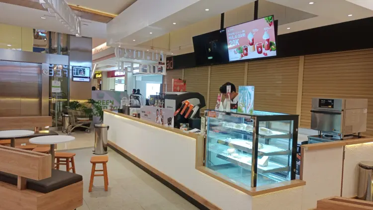 TOMORO COFFEE - Green Sedayu Mall 6